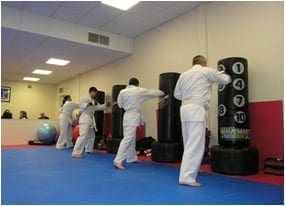 adult-martial-arts-classes-basingstokejpg Adults Karate class in Basingstoke